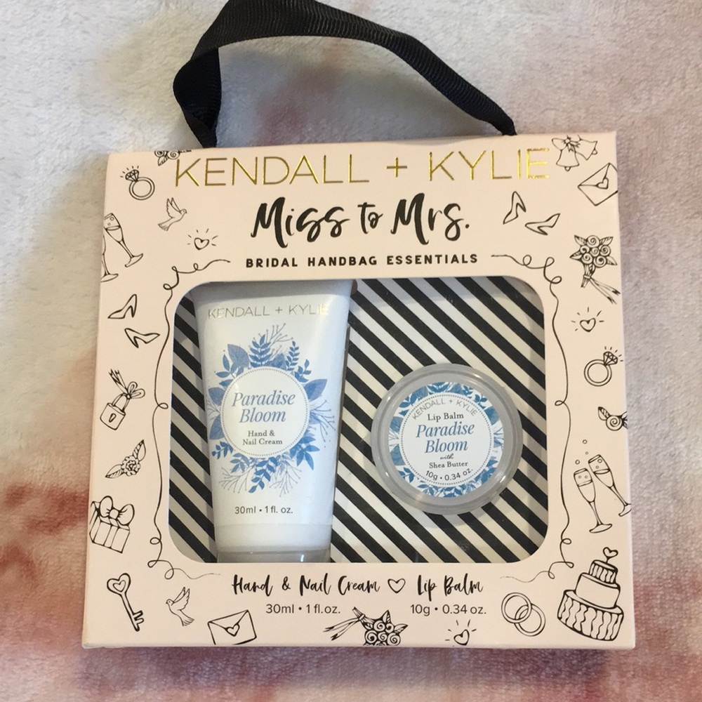 Kendall & Kylie Miss To Mrs Bridal Handbag Essentials Lip Balm Hand Cream NWT